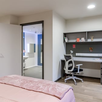 Platinum En Suite - Image 5